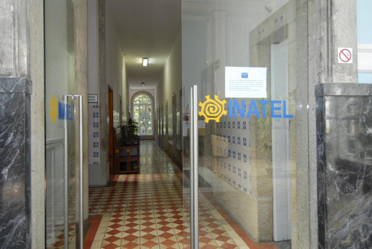 ホテル Inatel Entre-Os-Rios Portela  エクステリア 写真